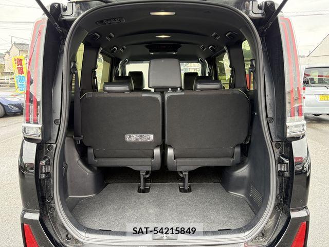 Toyota NOAH 2021-09 8830816-18