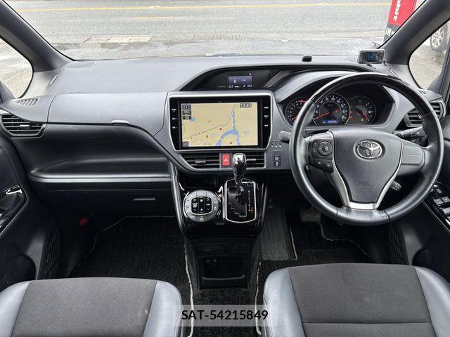 Toyota NOAH 2021-09 8830816-1