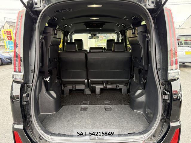 Toyota NOAH 2021-09 8830816-19