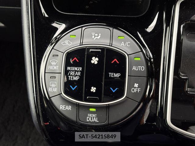 Toyota NOAH 2021-09 8830816-25