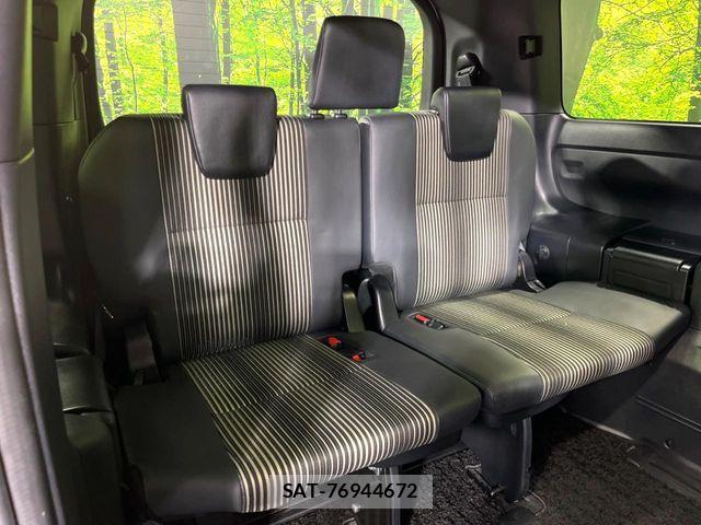 Toyota NOAH 2021-11 8850167-10