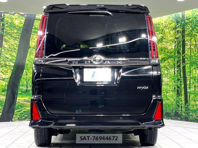 Toyota NOAH 2021-11 8850167-16