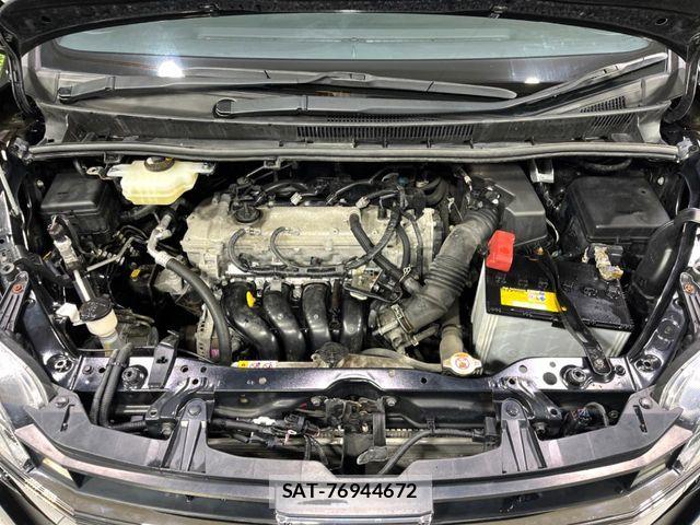Toyota NOAH 2021-11 8850167-19
