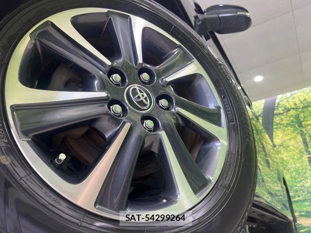 Toyota NOAH 2018-09 8850165-13