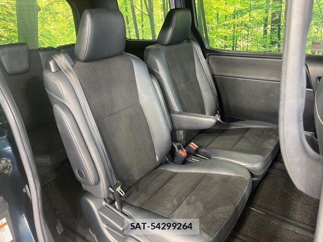Toyota NOAH 2018-09 8850165-8