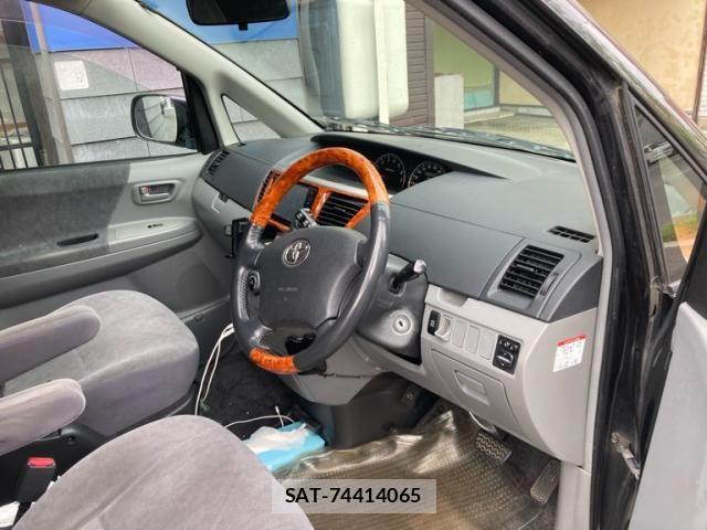 Toyota NOAH 2005-05 8850169-12