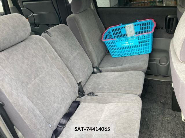 Toyota NOAH 2005-05 8850169-14