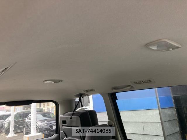 Toyota NOAH 2005-05 8850169-16