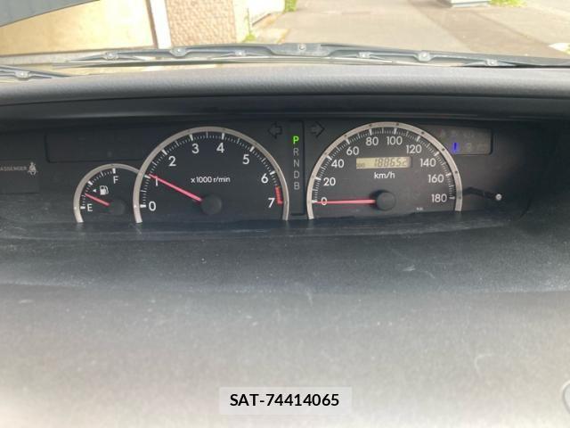 Toyota NOAH 2005-05 8850169-21