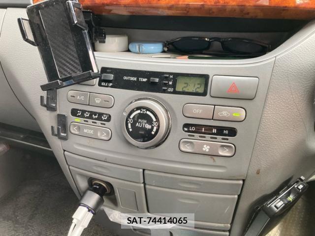 Toyota NOAH 2005-05 8850169-22
