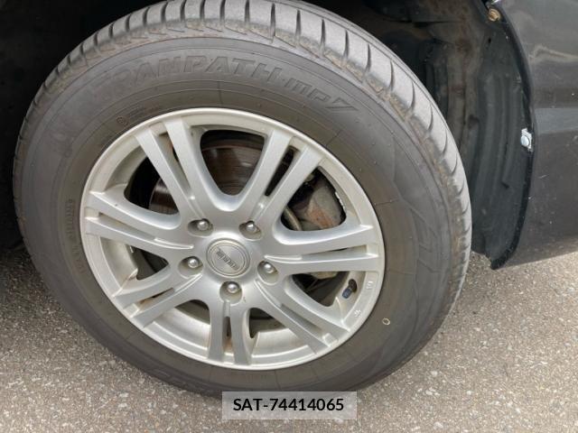 Toyota NOAH 2005-05 8850169-6
