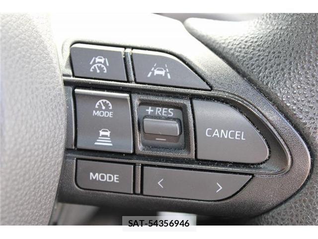 Toyota NOAH 2023-08 8881218-5
