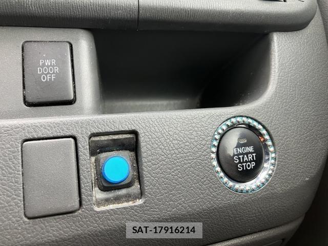 Toyota NOAH 2009-06 8881219-26