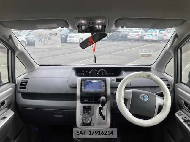 Toyota NOAH 2009-06 8881219-8