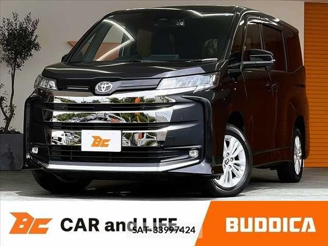Toyota NOAH 2022-06 8881216-0