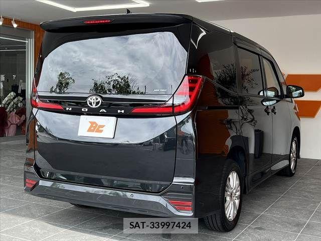 Toyota NOAH 2022-06 8881216-14