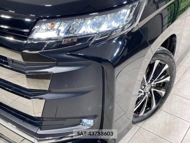 Toyota NOAH HYBRID 2022-03 510025-13
