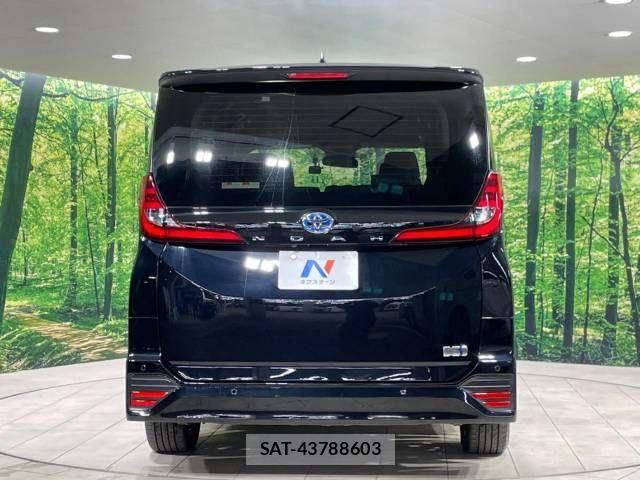 Toyota NOAH HYBRID 2022-03 510025-16