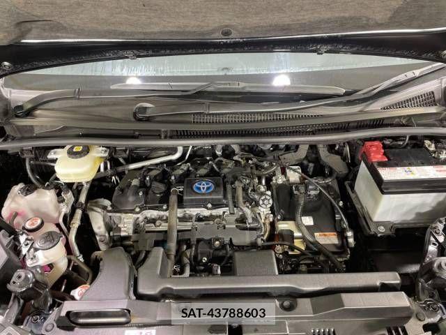Toyota NOAH HYBRID 2022-03 510025-18