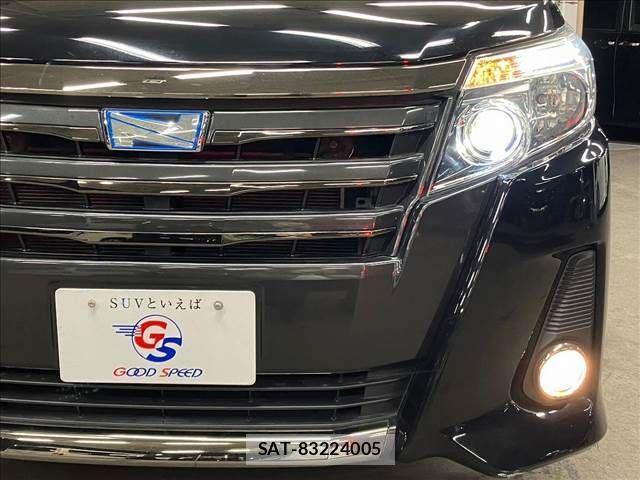 Toyota NOAH HYBRID 2017-02 789713-17