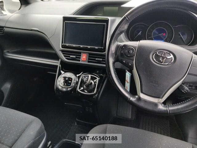 Toyota NOAH HYBRID 2018 1001480-5