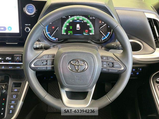Toyota NOAH HYBRID 2023-06 1182888-11