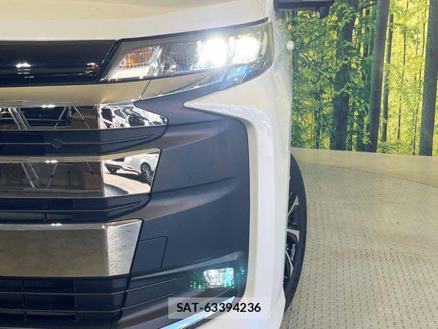 Toyota NOAH HYBRID 2023-06 1182888-12