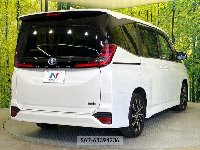Toyota NOAH HYBRID 2023-06 1182888-17