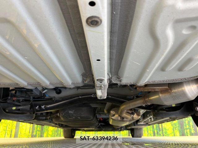 Toyota NOAH HYBRID 2023-06 1182888-19
