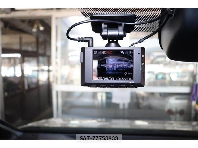 Toyota NOAH HYBRID 2023-12 1203227-21