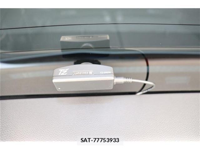 Toyota NOAH HYBRID 2023-12 1203227-22