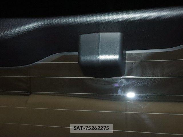 Toyota NOAH HYBRID 2017-08 1223487-23