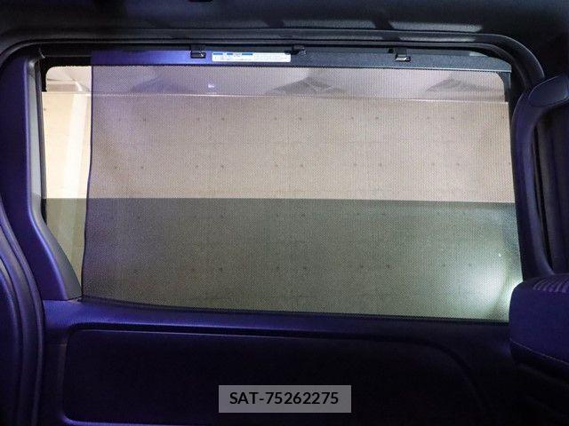 Toyota NOAH HYBRID 2017-08 1223487-5