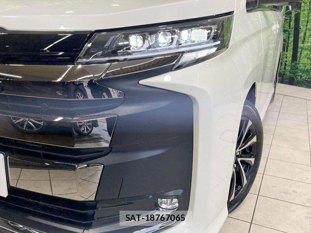 Toyota NOAH HYBRID 2025-07 1228979-12