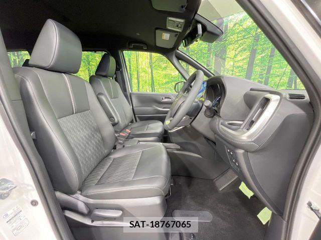 Toyota NOAH HYBRID 2025-07 1228979-7
