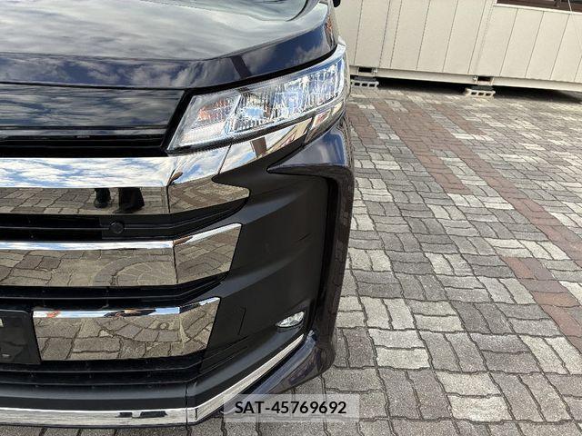 Toyota NOAH HYBRID 2022-07 1282592-25
