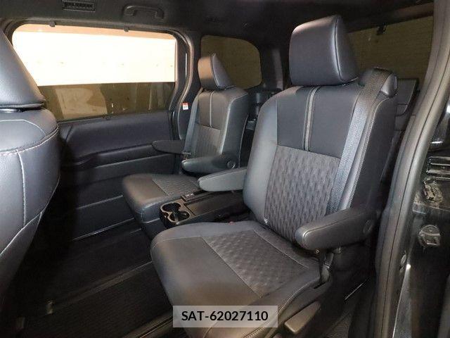 Toyota NOAH HYBRID 2022-09 1314395-7