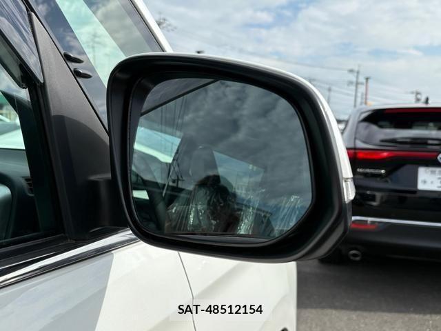Toyota NOAH HYBRID 2024-02 1374970-4