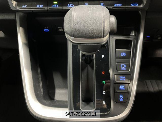 Toyota NOAH HYBRID 2023-03 1381367-14
