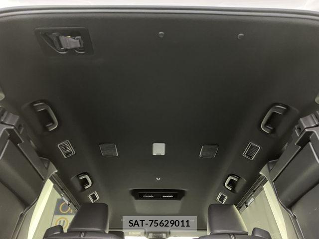 Toyota NOAH HYBRID 2023-03 1381367-19