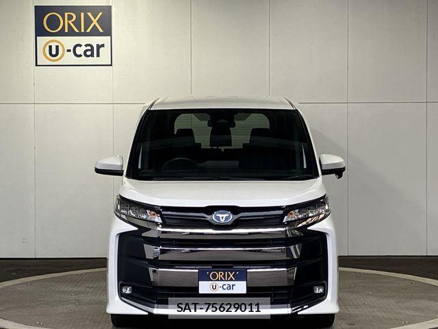 Toyota NOAH HYBRID 2023-03 1381367-3