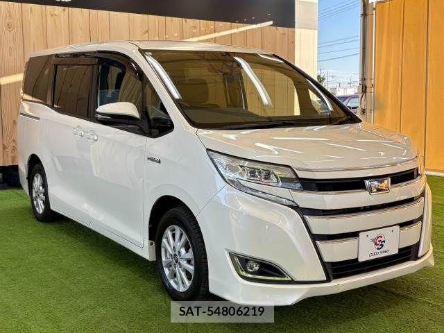 Toyota NOAH HYBRID 2018-01 1473904-13