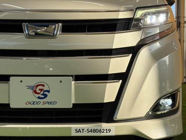 Toyota NOAH HYBRID 2018-01 1473904-18