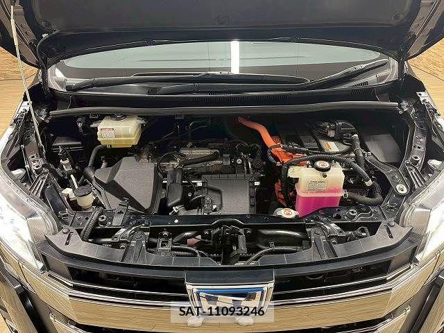 Toyota NOAH HYBRID 2019-08 1610063-17