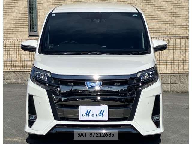 Toyota NOAH HYBRID 2019-09 1626367-9