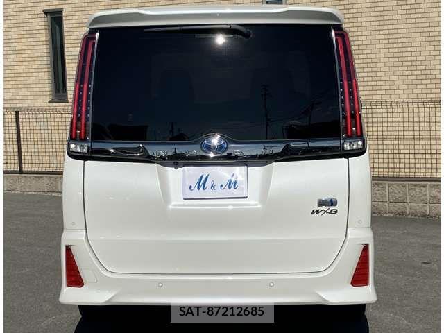 Toyota NOAH HYBRID 2019-09 1626367-12