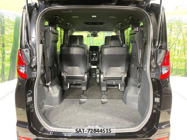Toyota NOAH HYBRID 2022-10 1662567-10