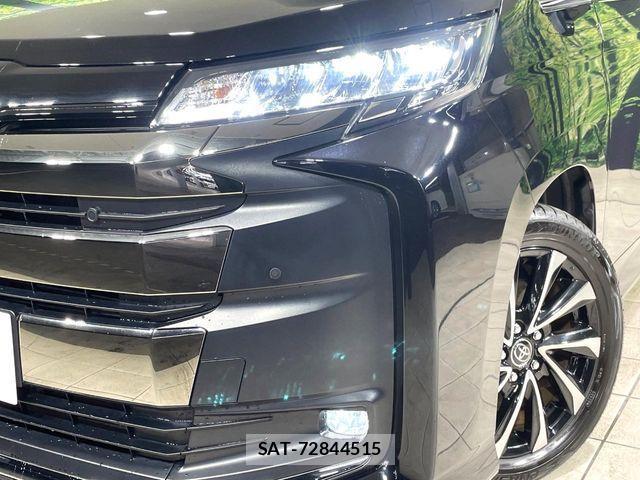 Toyota NOAH HYBRID 2022-10 1662567-12