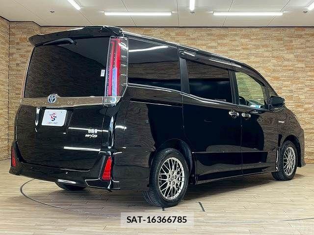 Toyota NOAH HYBRID 2019-10 1745104-15