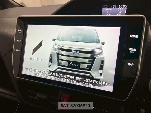 Toyota NOAH HYBRID 2019-03 1827541-3